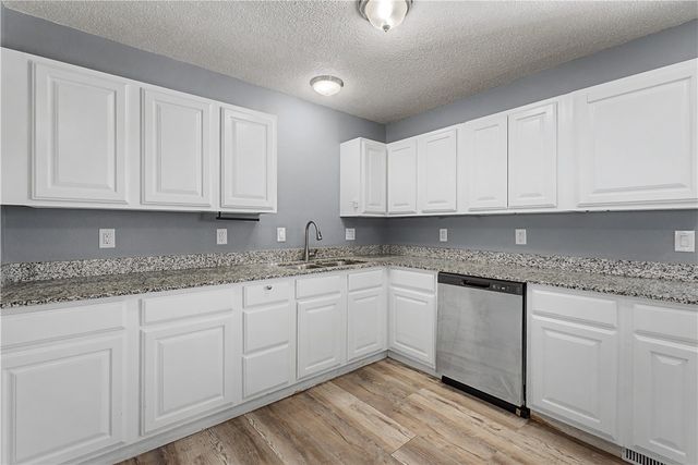 348 N 14th Street, Rogers, AR 72756