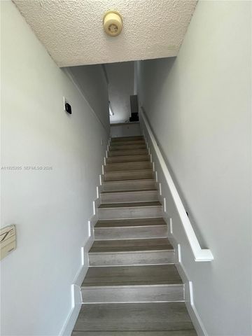 3375 W 76th Street 211, Hialeah, FL 33018