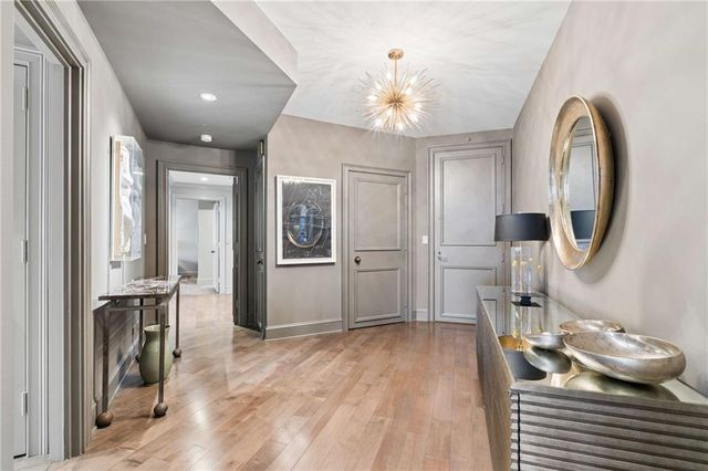 2660 Peachtree Road NW 28F, Atlanta, GA 30305