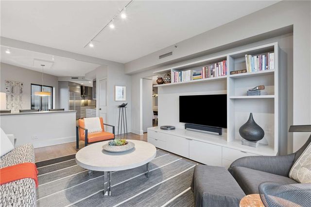 2660 Peachtree Road NW 28F, Atlanta, GA 30305