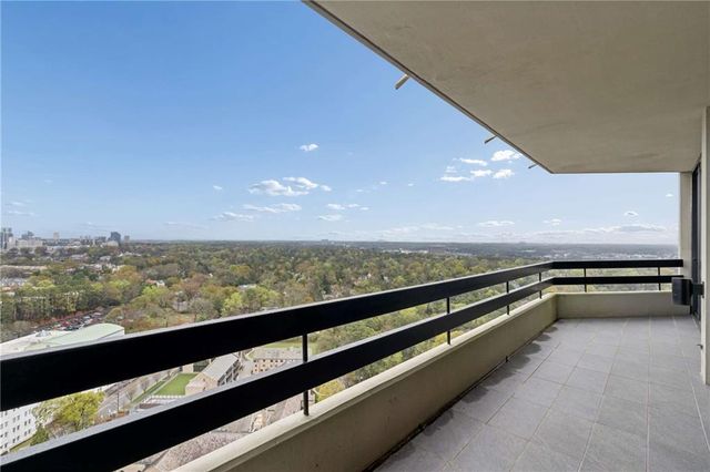 2660 Peachtree Road NW 28F, Atlanta, GA 30305