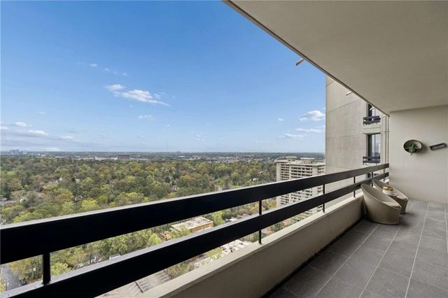 2660 Peachtree Road NW 28F, Atlanta, GA 30305