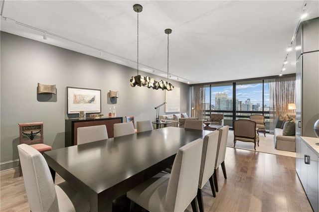 2660 Peachtree Road NW 28F, Atlanta, GA 30305