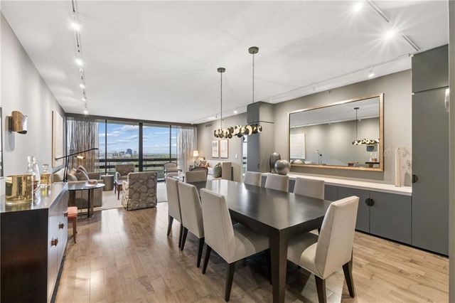 2660 Peachtree Road NW 28F, Atlanta, GA 30305