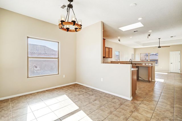 1910 Camino Cancun, Los Lunas, NM 87031