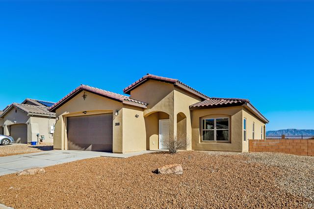 1910 Camino Cancun, Los Lunas, NM 87031