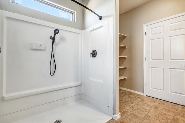 1910 Camino Cancun, Los Lunas, NM 87031
