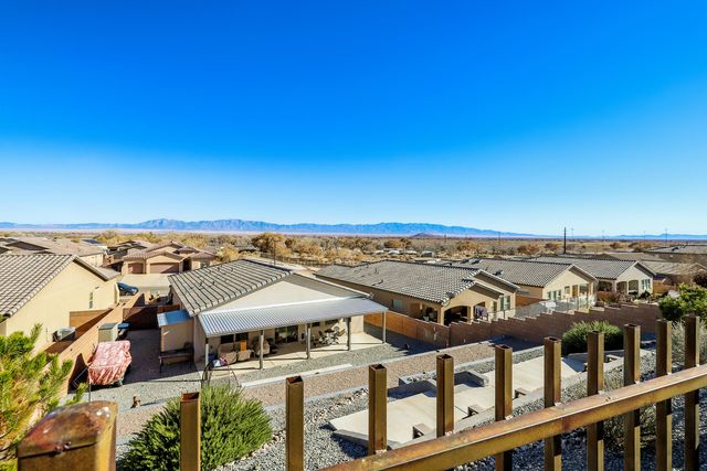 1910 Camino Cancun, Los Lunas, NM 87031