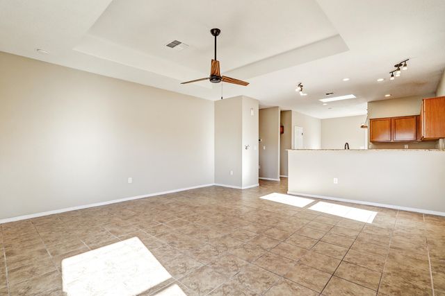 1910 Camino Cancun, Los Lunas, NM 87031