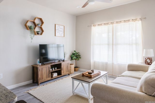 1007 Virginia Blvd, San Antonio, TX 78203