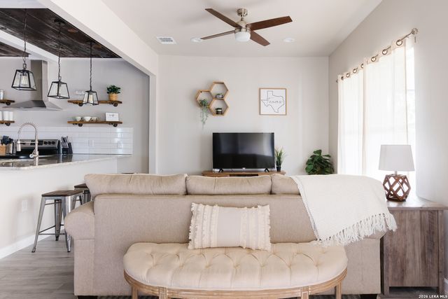 1007 Virginia Blvd, San Antonio, TX 78203