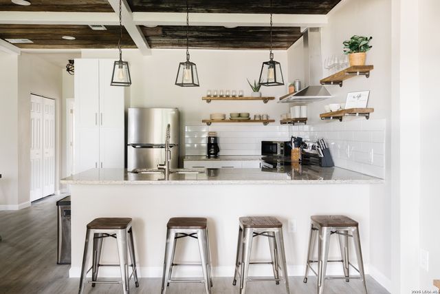 1007 Virginia Blvd, San Antonio, TX 78203