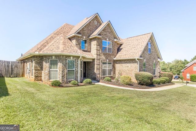 402 Charlotte Drive, Bonaire, GA 31005