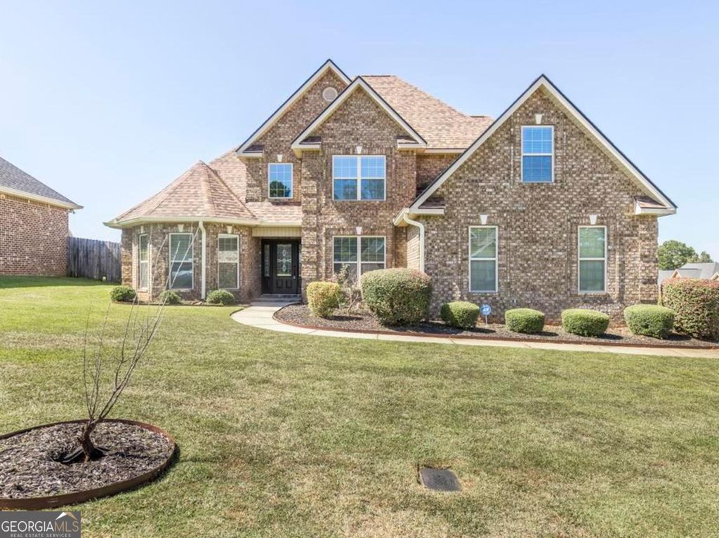 402 Charlotte Drive, Bonaire, GA 31005