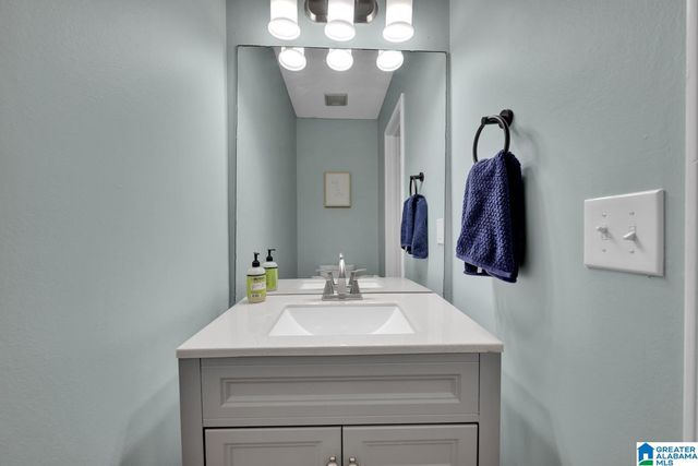 1531 APPLEGATE LANE, Alabaster, AL 35007