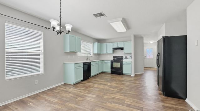 308 LONESTAR GAIT, Selma, TX 78154