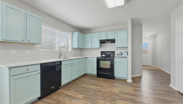 308 LONESTAR GAIT, Selma, TX 78154