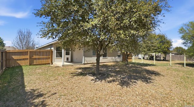 308 LONESTAR GAIT, Selma, TX 78154