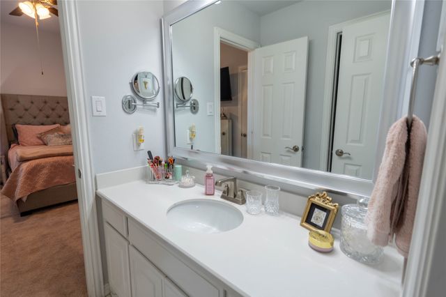 508 Tennington Lane, Shady Shores, TX 76208