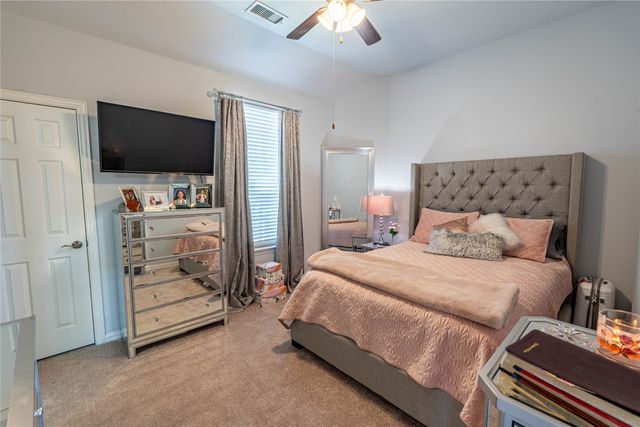 508 Tennington Lane, Shady Shores, TX 76208