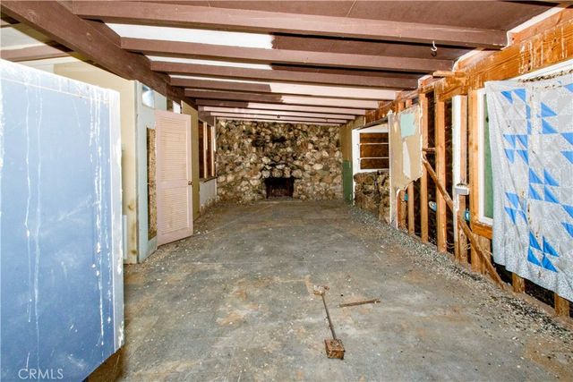 62105 Moon Drive, Joshua Tree, CA 92252