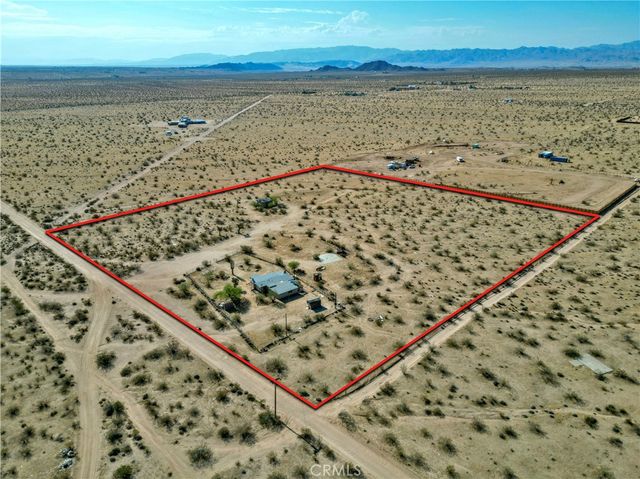 62105 Moon Drive, Joshua Tree, CA 92252