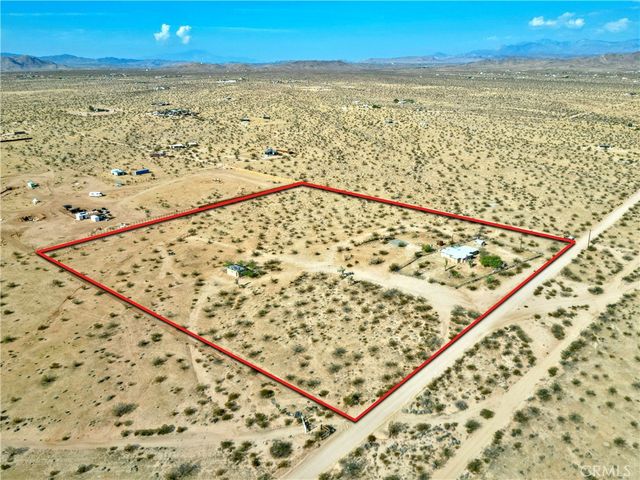 62105 Moon Drive, Joshua Tree, CA 92252