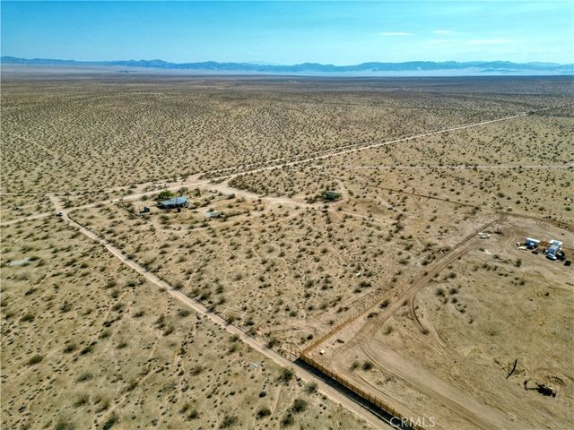 62105 Moon Drive, Joshua Tree, CA 92252