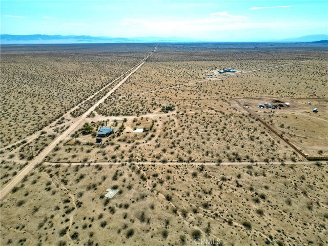62105 Moon Drive, Joshua Tree, CA 92252