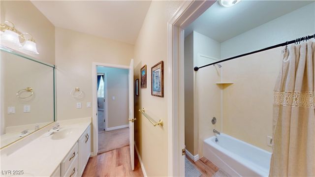 6440 Spanish Garden Court, Las Vegas, NV 89110