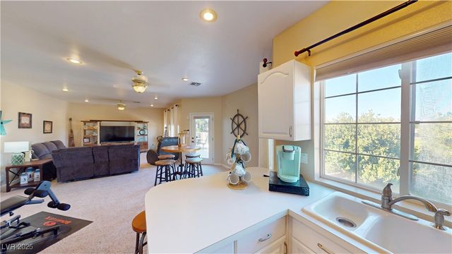 6440 Spanish Garden Court, Las Vegas, NV 89110