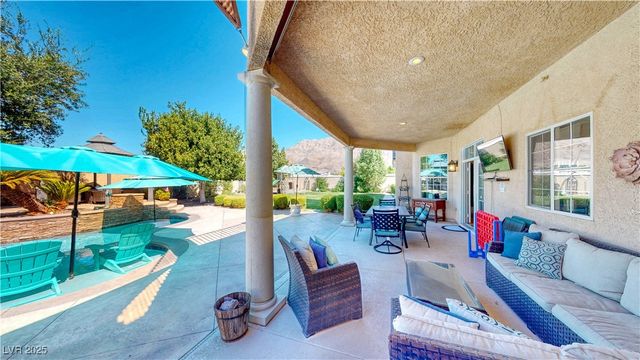 6440 Spanish Garden Court, Las Vegas, NV 89110