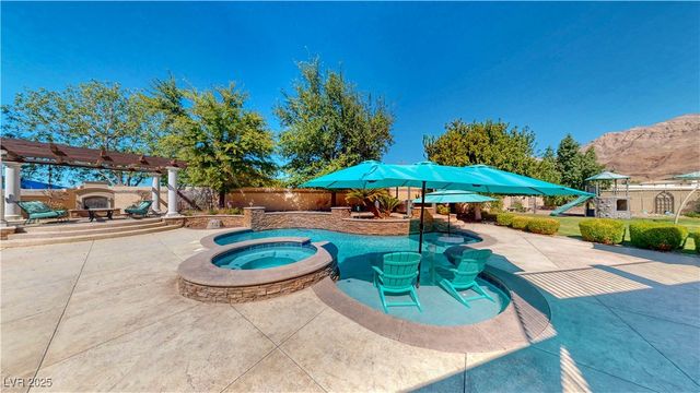 6440 Spanish Garden Court, Las Vegas, NV 89110