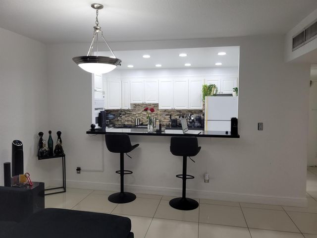19370 Collins Avenue 623, Sunny Isles Beach, FL 33160