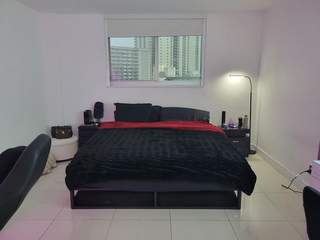 19370 Collins Avenue 623, Sunny Isles Beach, FL 33160