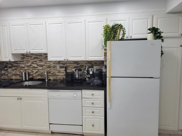 19370 Collins Avenue 623, Sunny Isles Beach, FL 33160