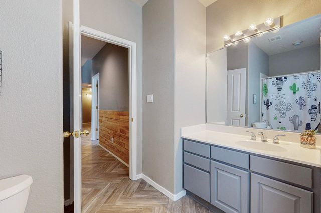 70 Snowflake Trail, Edgewood, NM 87015