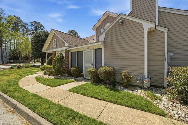 800 Brassie WAY, Newport News, VA 23602