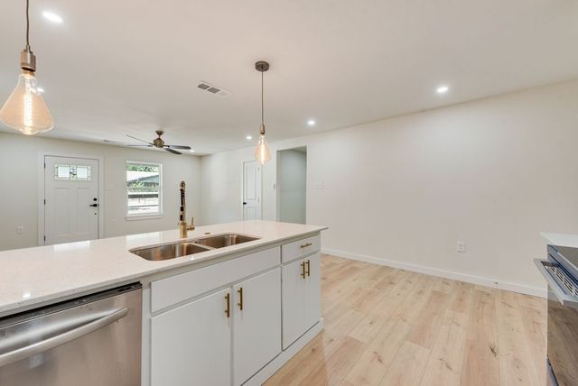 312 Calgary Road, Azle, TX 76020