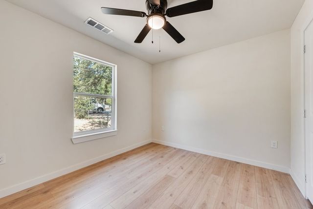 312 Calgary Road, Azle, TX 76020