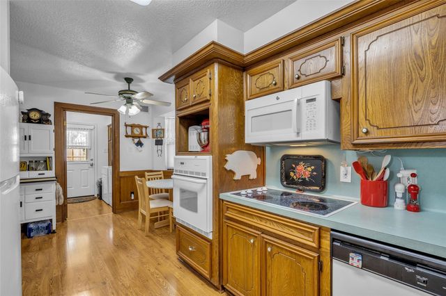 15178 Diana Lane, Houston, TX 77062