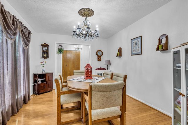 15178 Diana Lane, Houston, TX 77062