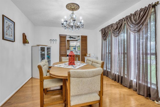 15178 Diana Lane, Houston, TX 77062