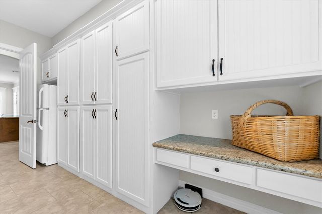 104 Clear Springs Drive, Conroe, TX 77356