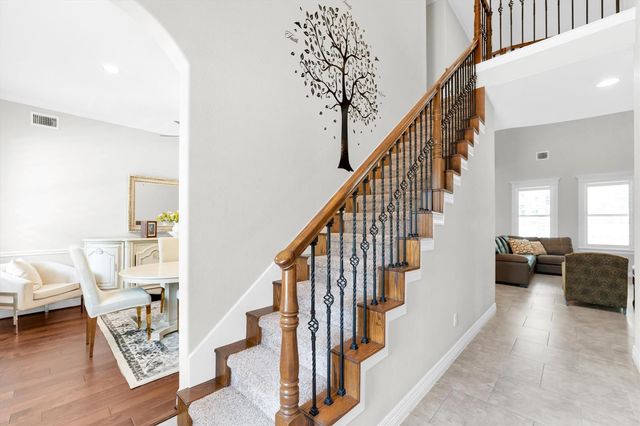 104 Clear Springs Drive, Conroe, TX 77356