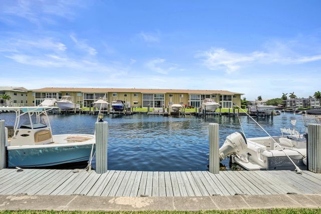 930 SE 9th Avenue 11, Pompano Beach, FL 33060