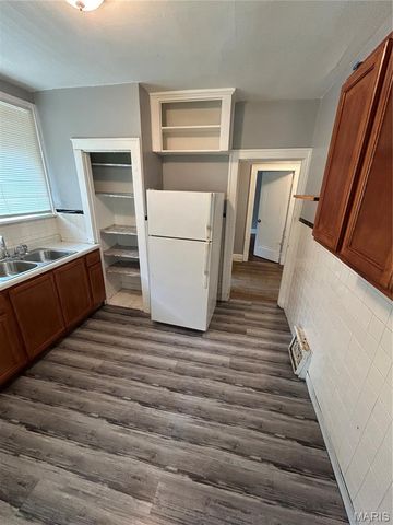 4819 Bessie Avenue, St Louis, MO 63115