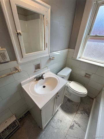 4819 Bessie Avenue, St Louis, MO 63115
