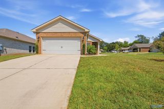 127 Fellington Court, New Market, AL 35761