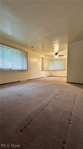1563 E 196th Street, Euclid, OH 44117
